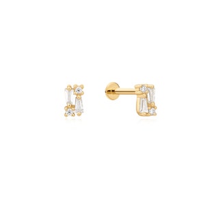 Tapered Baguette Flat Back Piercing – 18k Gold Vermeil Cartilage Piercing | Comfortable & Secure Design | Hypoallergenic Ear Stud