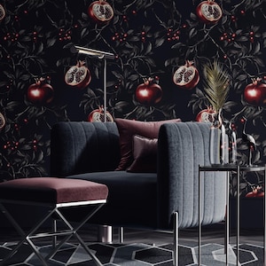 Tapete mit dunkle Früchte und Blätter - Luxuriöses Rot und Schwarz Design mit Granatapfel - Elegantes Wohndekor, Schälen und Aufkleben