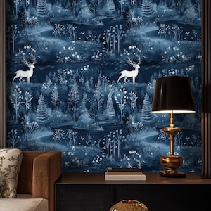 Carta da parati Mystical Forest - Carta da parati murale Enchanted Night Deer - Scena da sogno nel bosco - Decorazione naturale blu scuro - Stacca e attacca