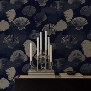 Navy Seashell Wallpaper - Elegant Coastal Peel and Stick Wall Mural for Modern Interiors