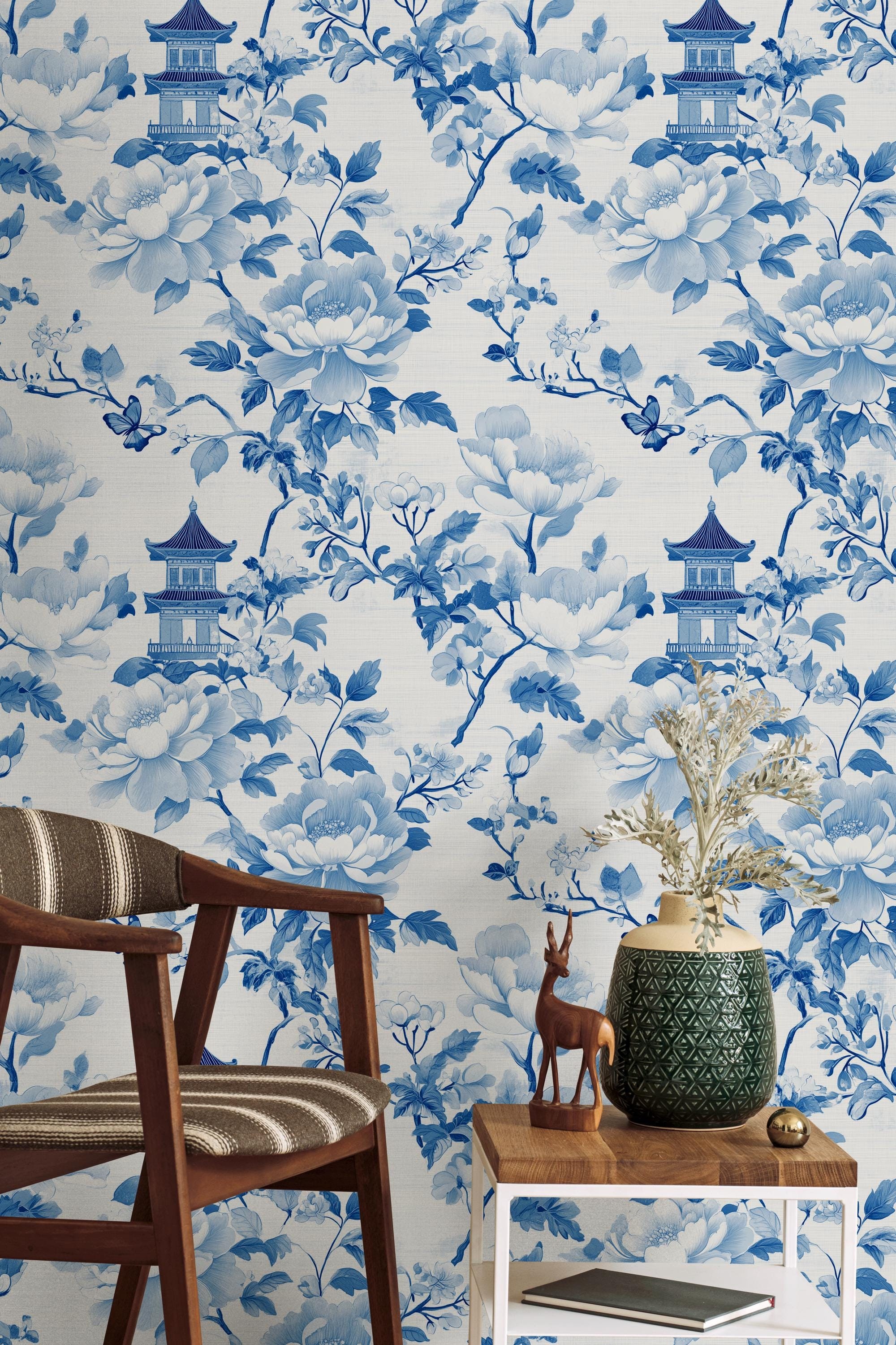 Blue Chinoiserie Wallpaper