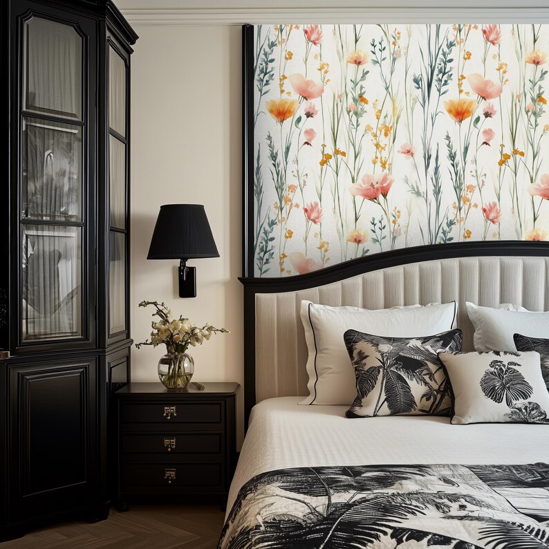 Watercolor Wildflower Wallpaper: Cottagecore Floral Wall Mural - Etsy