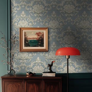 Vintage Damask Wallpaper: Elegant Baroque Wall Mural
