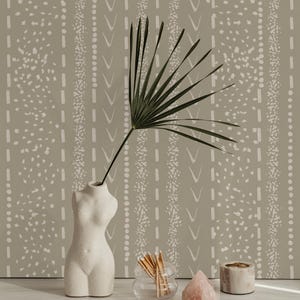 Minimalist Mudcloth Wallpaper - Hand-Drawn Boho Tribal Print in Neutral Tones - Peel and Stick or Vinyl Wallcovering for Modern Homes,