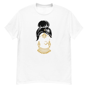 Indian Desi shirt, Indian woman gold jewellery t-shirt, Indian bride, Bollywood woman, Desi apparel, Indian gift, South Asian t-shirt