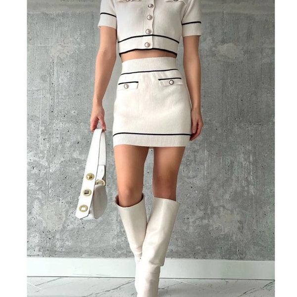 Skirts Women Streetwear, 2 Piece Outfits, Crop Top Mini Skirts, Chanel style, y2k, formal event