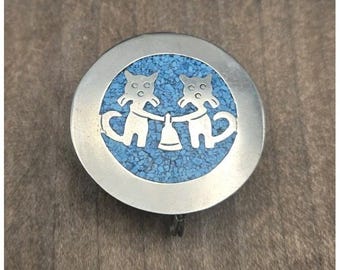 Vintage Alpaca Silver Crushed Turquoise Top Hinged Pill Box with Kitty Cats