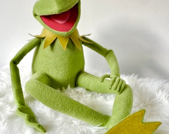 Kermit the Frog Puppet Replica Hand Puppet Muppet, 1:1 Professional Hand Made