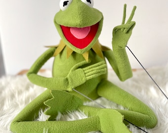 Kermit the Frog Puppet Replica Hand Puppet Muppet, 1:1 Professional Hand Made