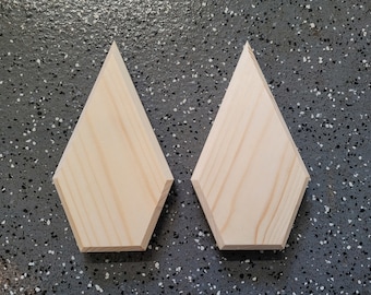 2 x QUALITY PINE WOODEN diamonds  175mm x 100mm x 20mm for shed apex roofs.