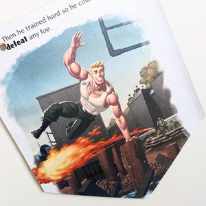 Puede incluir: Un hombre con un tanque blanco y pantalones negros salta sobre un campo de obst&aacute;culos en llamas. El texto "Then he trained hard so he could defeat any foe." es visible en la imagen.