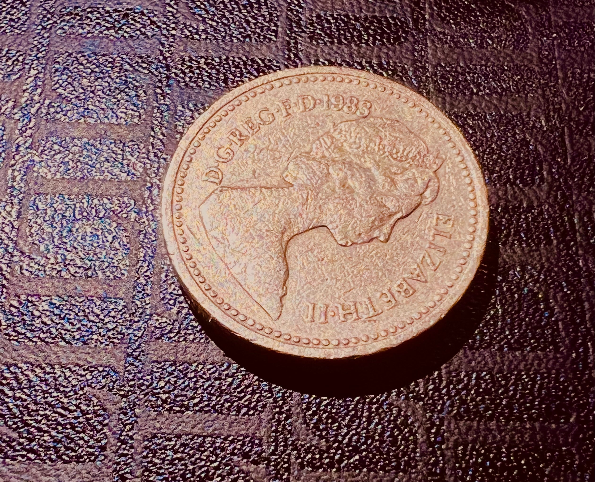 COIN One Pound 1983 Elizabeth II Decus Et Tutamen Etsy
