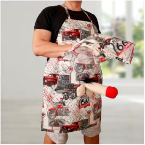 Men&#39;s Apron Ideal Funny Chef Present, romantic gifts for him, Fun Grill Gift Idea, Cheeky Chef Apron Perfect Kitchen Gift for Him,