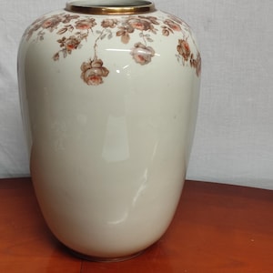 vase, floor vase