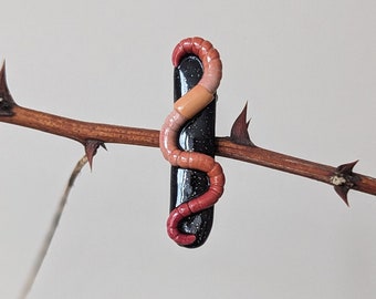 Earthworm Hair Clip