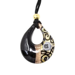 Choker necklace with lampwork teardrop pendant in black Murano glass with murrine, gold leaf and black decoration. Made by Muma Italia