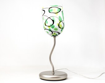 Handgefertigte Tischlampe aus Muranoglas, farbenfrohes künstlerisches Dekor, Made in Italy