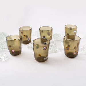 Set of 6 Goti de Fornase handmade Murano glass glasses, gray glass decorated with colored murrine, traditional Venetian Tumblers