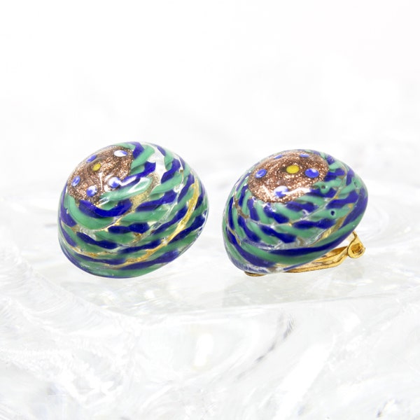 Handmade vintage Murano glass clip earrings, round, decorated with green and blue braid and gold aventurines, Made in Italy