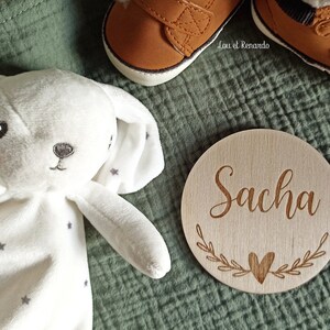 Carte bienvenue personnalisée en bois coeur / Carte étape naissance / prénom bébé enfant / cadeau naissance grossesse maman / faire part image 2
