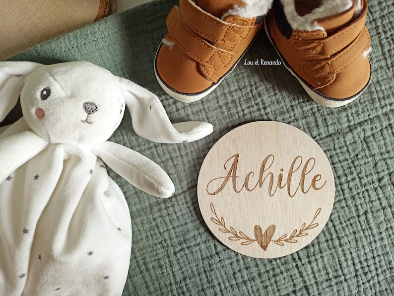 Carte bienvenue personnalisée en bois coeur / Carte étape naissance / prénom bébé enfant / cadeau naissance grossesse maman / faire part image 5