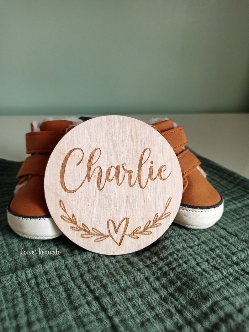 Carte bienvenue personnalisée en bois coeur / Carte étape naissance / prénom bébé enfant / cadeau naissance grossesse maman / faire part image 9