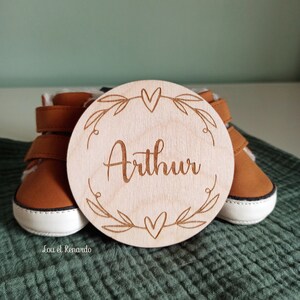 Carte bienvenue personnalisée en bois coeur / Carte étape naissance / prénom bébé enfant / cadeau naissance grossesse maman / faire part Modèle Arthur