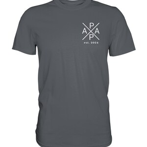 T-Shirt Motiv Papa est. 2024 Premium Dark Grey