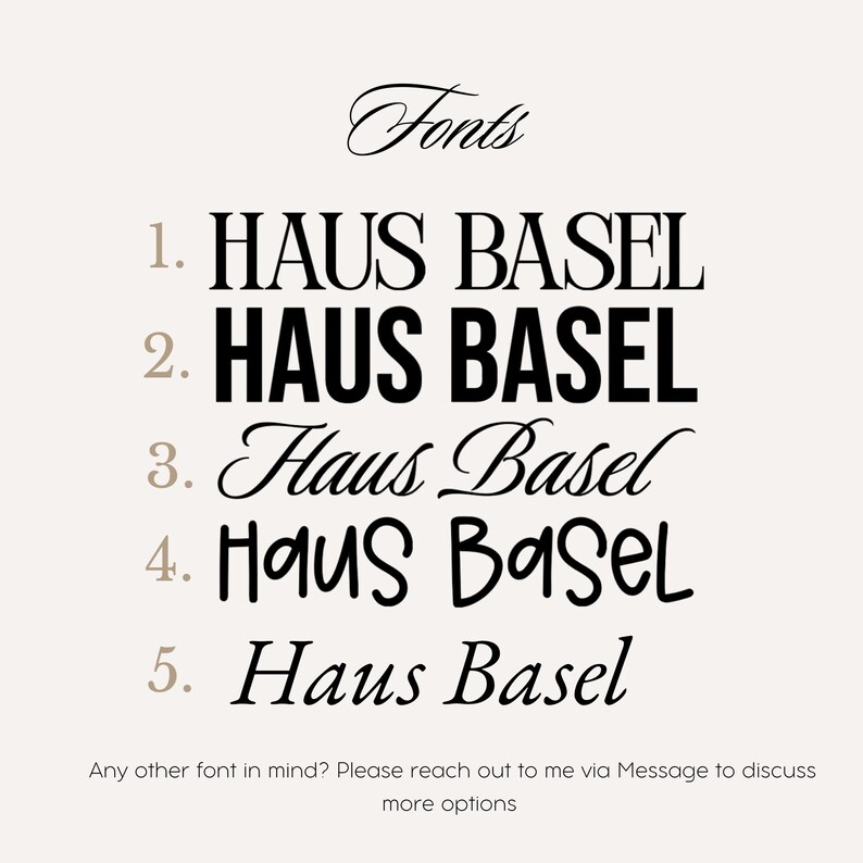 K&ouml;nnte beinhalten: Auf beigem Hintergrund steht das Wort "Fonts" in Schreibschrift &uuml;ber f&uuml;nf Variationen der Schriftart "HAUS BASEL". Jede Schriftart ist nummeriert und in verschiedenen Stilen dargestellt, mit einem Hinweis auf weitere Optionen.
