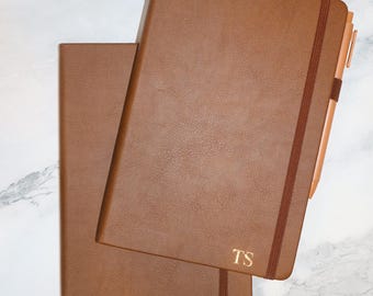 Personalisiertes A5 Lederbuch: Foliengestempelte Initialen, Stift inklusive