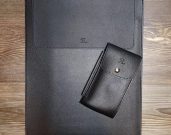 Personalized Leather Laptop Sleeve, Monogram MacBook Case, 3-in-1 Stand (14"/15")