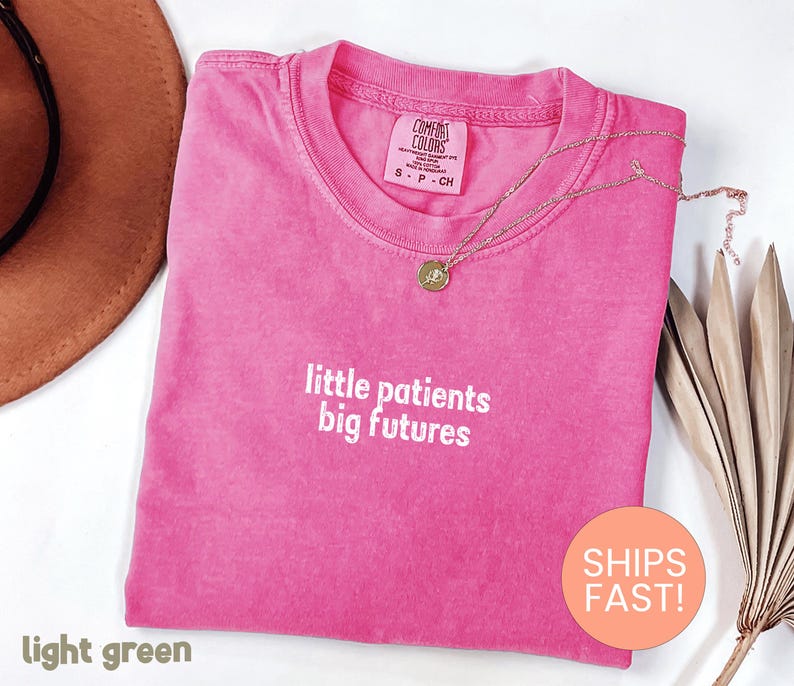 Comfort Colors® Little Patients Big Futures Shirt, Pediatric Nurse Shirt, Peds Nurse Gift, Pediatrician Tshirt, I Love My Patients Shirt afbeelding 5