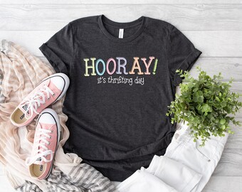 Hurra, es camisa de día de ahorro, camiseta de reina de ahorro, camisa amante de ahorro, me encanta la camisa de ahorro, camisa de tienda de ahorro, camisa de transporte de ahorro