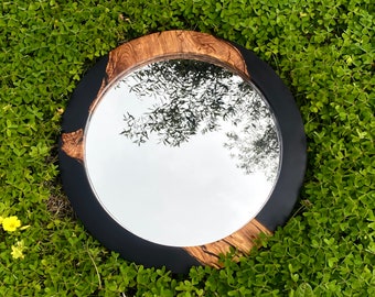 Resin Round Wall Mirror, Epoxy and Olive Wood Frame Mirror, Modern Wall Decor, Home Accessories, Unique Housewarming Gift, Home Decor