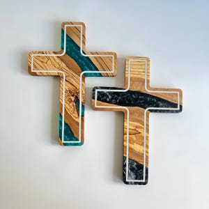 Epoxy and Olive Wood Wall Crucifix, Custom Made Resin Cross, Olive Wood Wall Decor, Unique Home Decor, First Communion Cross Gift, Religious
