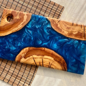 Personalized Serving Board, Epoxy Charcuterie Board, Olive Wood Breakfast Tray, Large Cheese Board, Rectangle Resin Flipchart, Platter