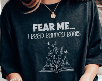 I Read Banned Books Shirt, Banned Books Week, Book Lover Tee, Literary TShirt, Librarian T Shirt, Social Justice Shirt, I'm with the Banned