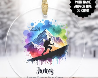 Adorno de escalador de montaña masculino personalizado, adorno de senderismo personalizado, adorno de camping, regalo de mochilero, adorno de aventura, regalos para actividades al aire libre