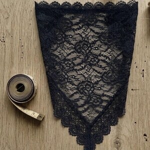Black Lace Hair Bandana, Triangle Head Scarf, Delicate Floral Net Lace Veil, Cottagecore Hair Accessory, Vintage Style Church Mantilla,Elast image 4