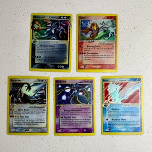 Set di 5 Pokémon Proxy Olografici Stella d'Oro - Replica Fatta a Mano