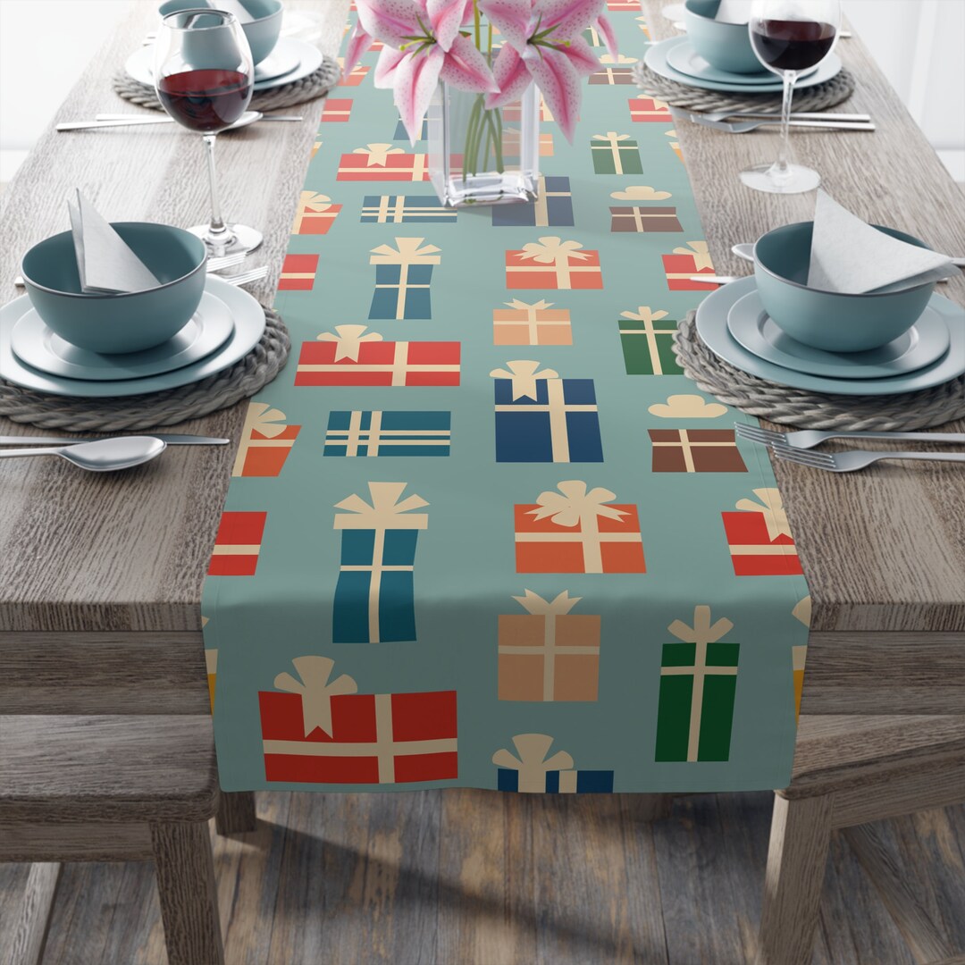 Vintage Christmas Table Runner 