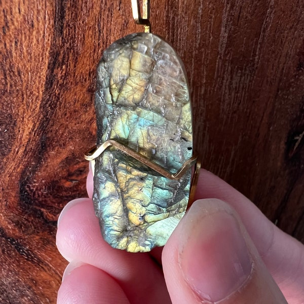 Gold Oval Labradorite Necklace