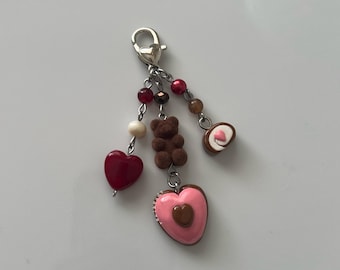 Love Bear Keychain Handmade Polymer Clay Heart Beaded Keychain Aesthetic Chocolate Dessert Kawaii Purse Charm