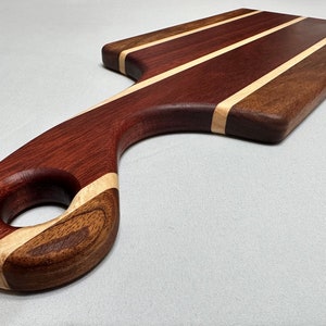 Free-Flow Exotic Serving Board