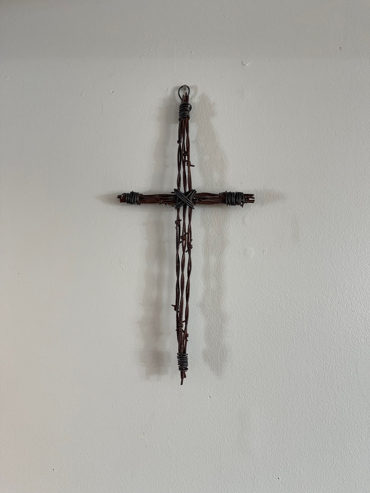 Rustic Rusty Barbed Wire Cross Used on Montana Cattle Ranch Western Decor Religious Decor Barbed Wire Art Etsy