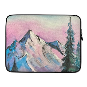 Acquerello Montagna Paesaggio innevato Pini Foresta Pittura estetica Custodia per laptop / Regalo per amici mamma collega