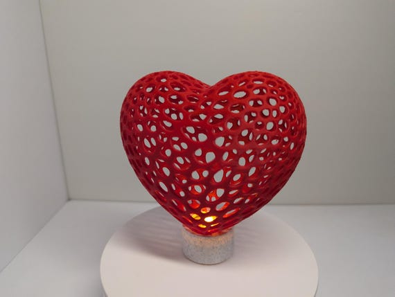 Voronoi Heart Accent Lamp: Custom Color Romantic Night Light, USB/Battery, shown in listing image 7 with additional visible details or options.