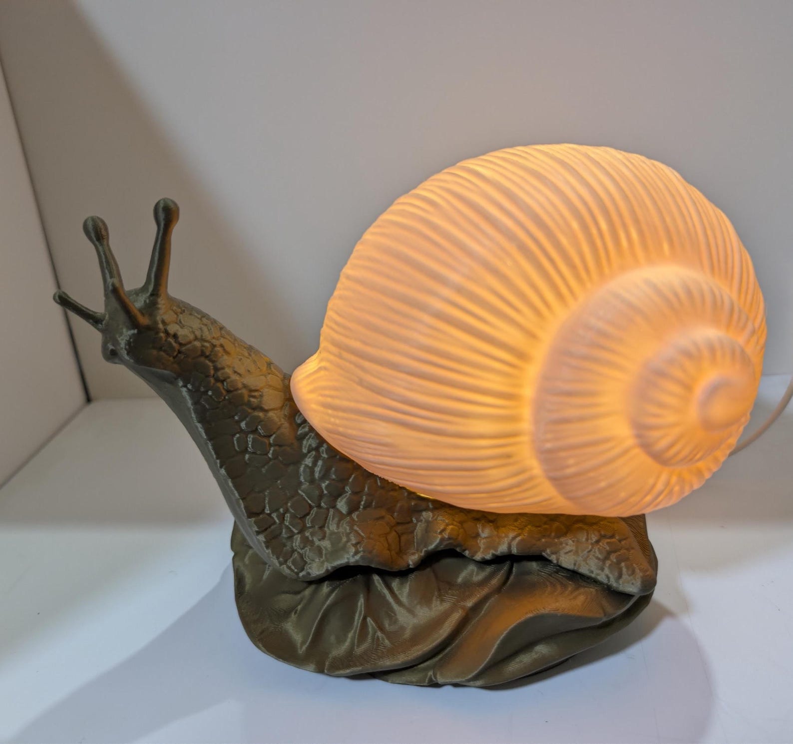 Snail Tiffany-Style Lamp Night Light, USB Table Lamp, Cottagecore Accent piece