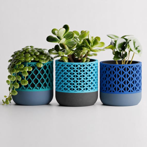 Close-up of the LatticeHaven planter trio in the Coastal Blues Standard colorway