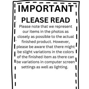 Puede incluir: Imagen en blanco y negro de un cartel con el texto 'IMPORTANTE' y 'POR FAVOR LEA'. El cartel contiene un mensaje sobre variaciones de color en las fotos y los productos reales.